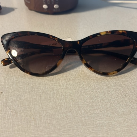 Michael Kors NWT - Picture 3 of 3